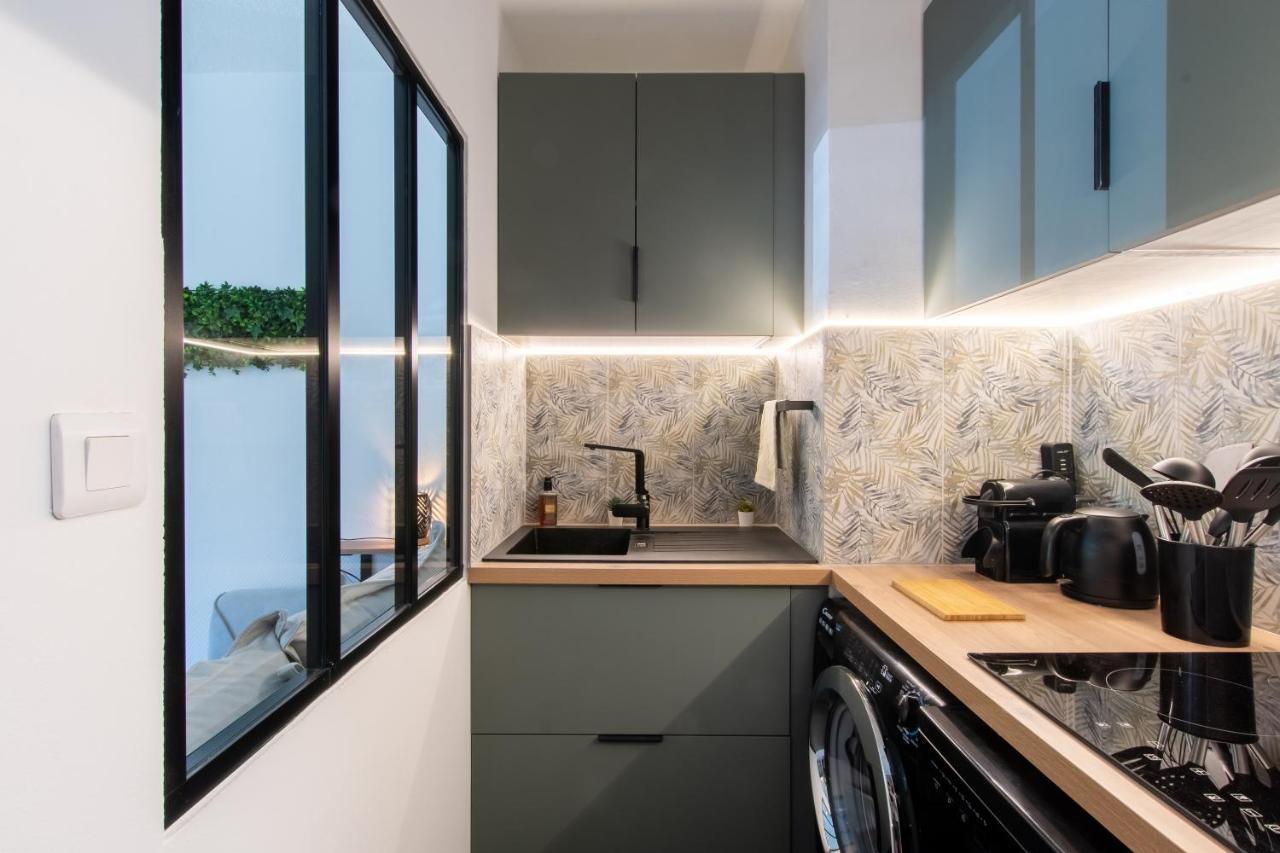 Les Flamants Roses - Studio Avec Balcon Apartment Nimes Bagian luar foto
